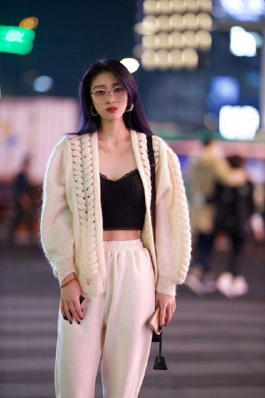 #吃瓜 背着老婆和正在实习的大学生搞偷情，越来越上瘾，小骚货性欲望太强了  第2张